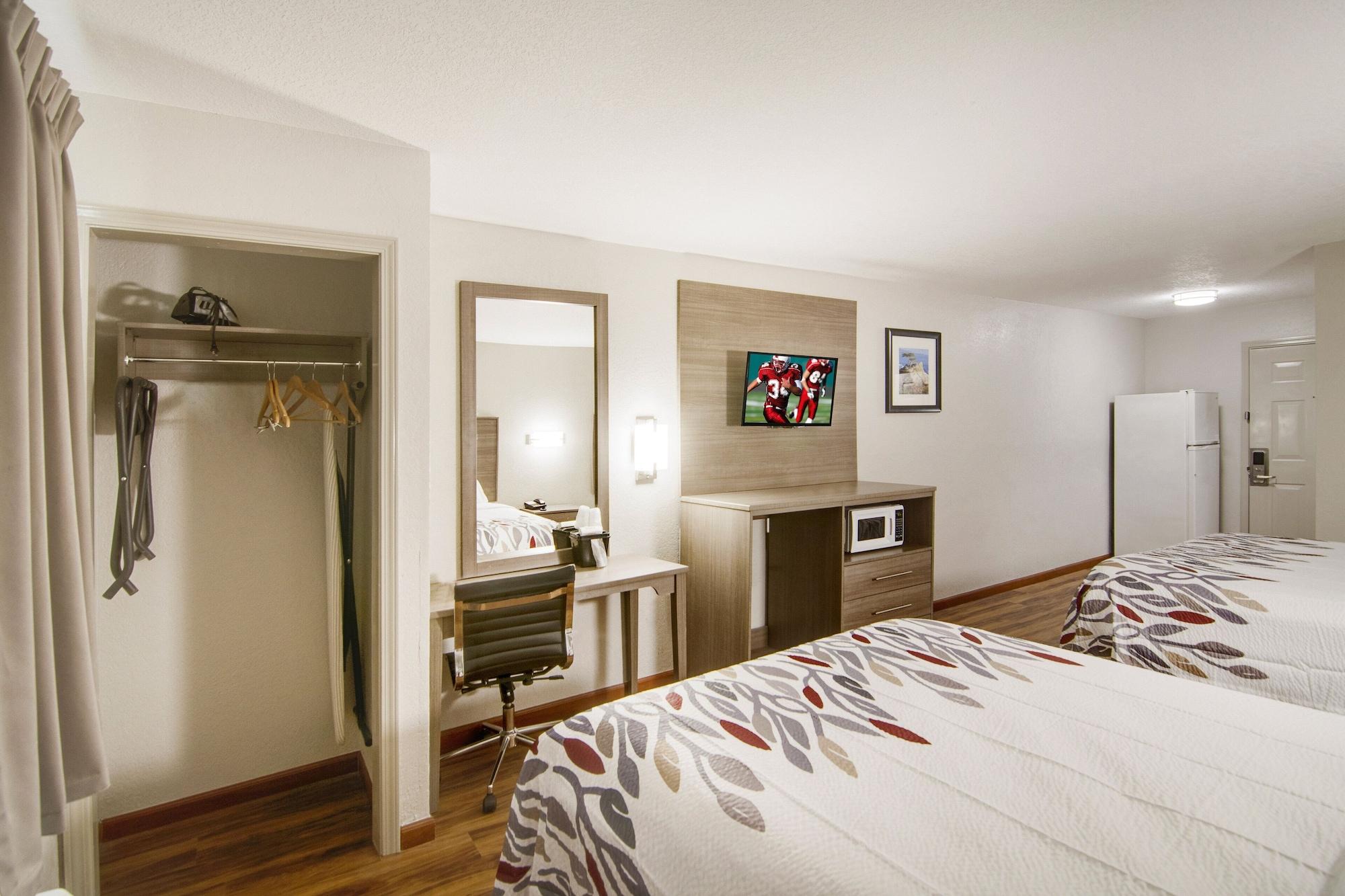 Red Roof Inn & Suites Pensacola-Nas Corry Beach Haven Ngoại thất bức ảnh