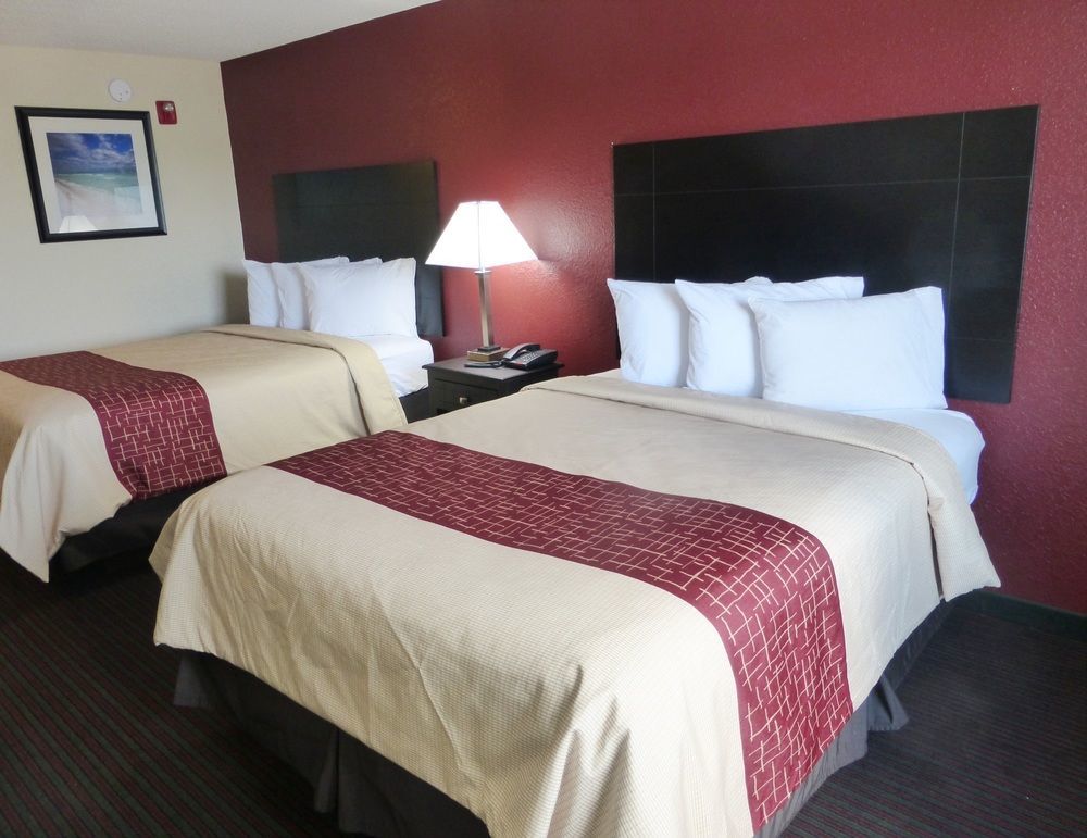 Red Roof Inn & Suites Pensacola-Nas Corry Beach Haven Ngoại thất bức ảnh