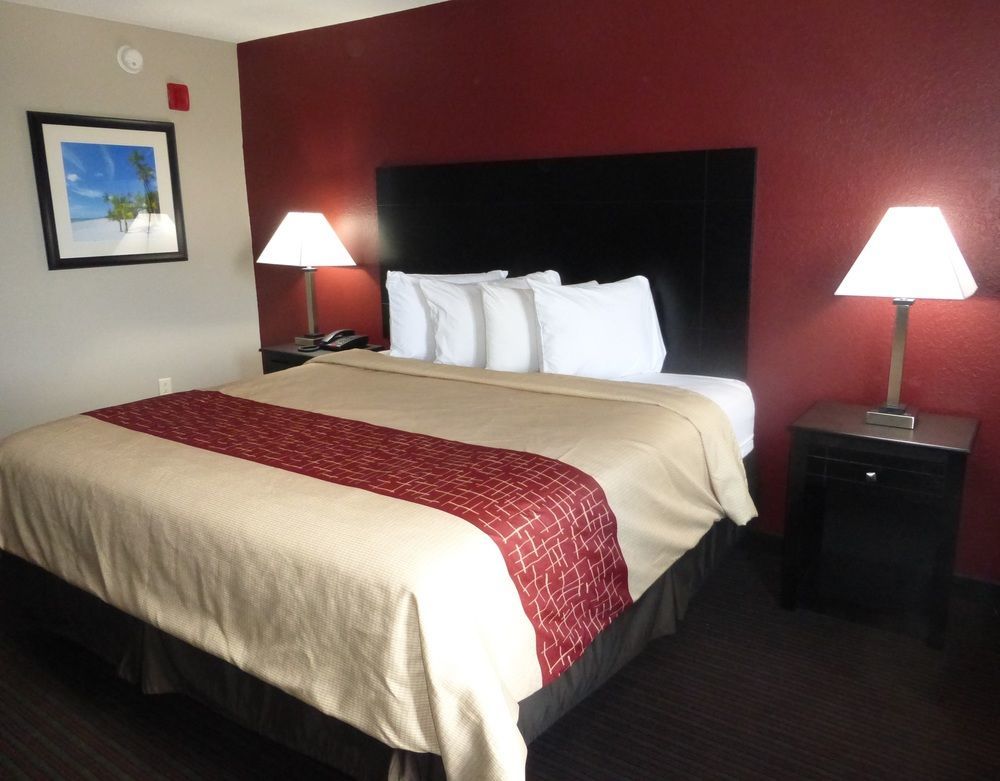 Red Roof Inn & Suites Pensacola-Nas Corry Beach Haven Ngoại thất bức ảnh